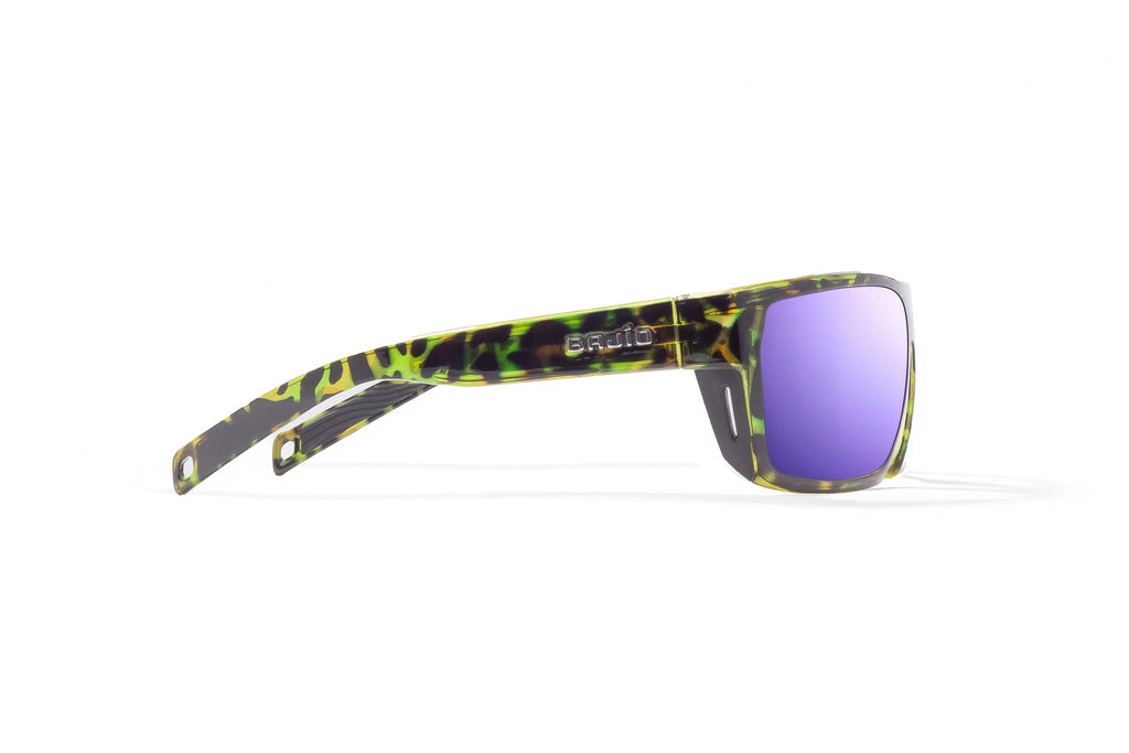 Side view of Green Rock Gloss Palometa Bajio tech angler sunglasses, bio-based nylon frames with violet mirror polarized lenses, full wrap, medium fit, premium built in sun ledge and flex hinges, ideal for fishing and outdoor use.