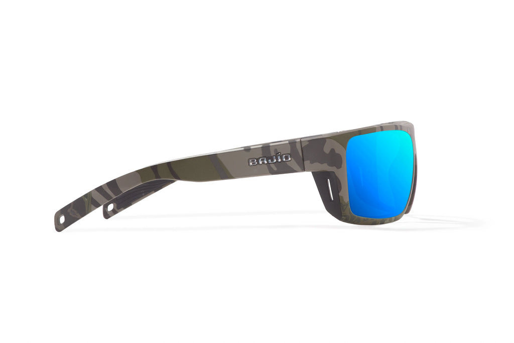 Side view of Army Green Bottomlands Palometa in collaboration with Mossy Oak x Bajio tech angler sunglasses, bio-based nylon frames with blue mirror polarized lenses, full wrap, medium fit, premium built in sun ledge and flex hinges, ideal for fishing and outdoor use.