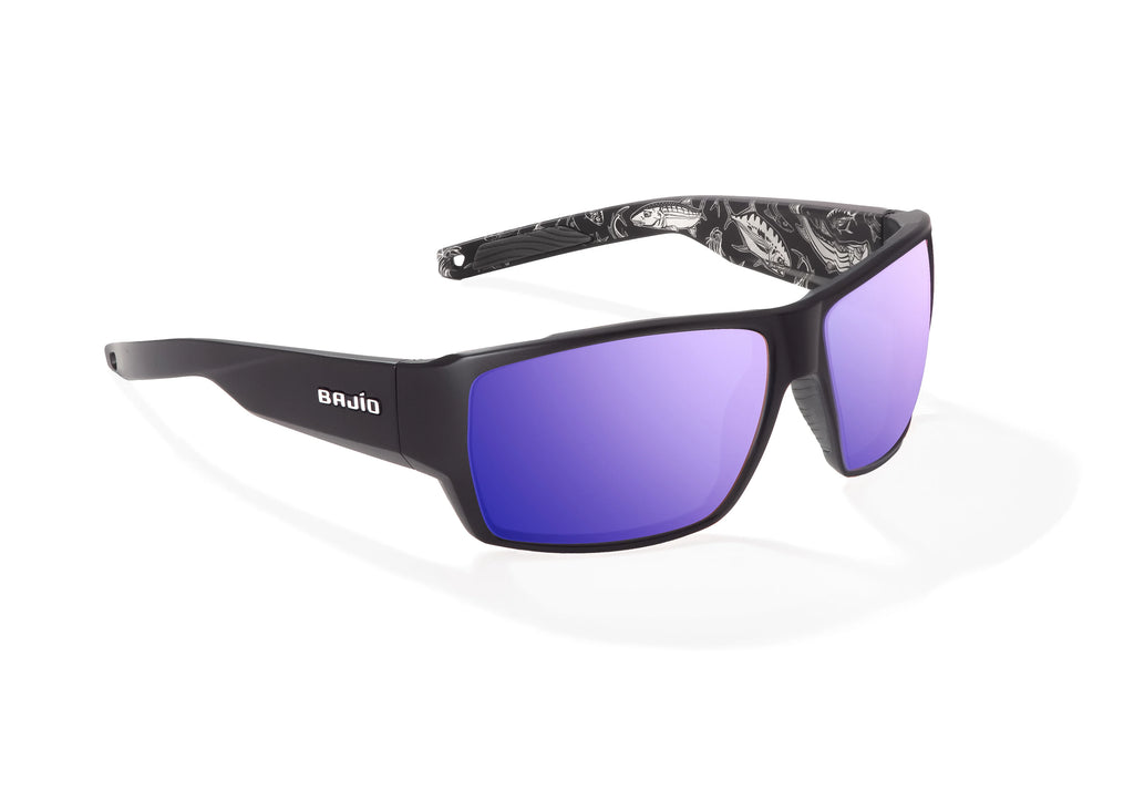 Angled view of Black Matte - Temples for Change Vega Bajio wide body sunglasses, bio-based nylon frames with violet mirror polarized lenses, full wrap, large fit, premium built in sun ledge and flex hinges, ideal for fishing and outdoor use. 