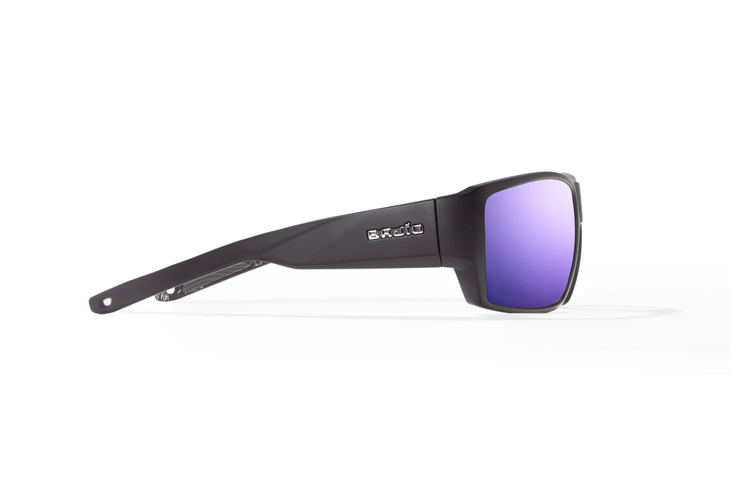 Side view of Black Matte - Temples for Change Vega Bajio wide body sunglasses, bio-based nylon frames with violet mirror polarized lenses, full wrap, large fit, premium built in sun ledge and flex hinges, ideal for fishing and outdoor use. 