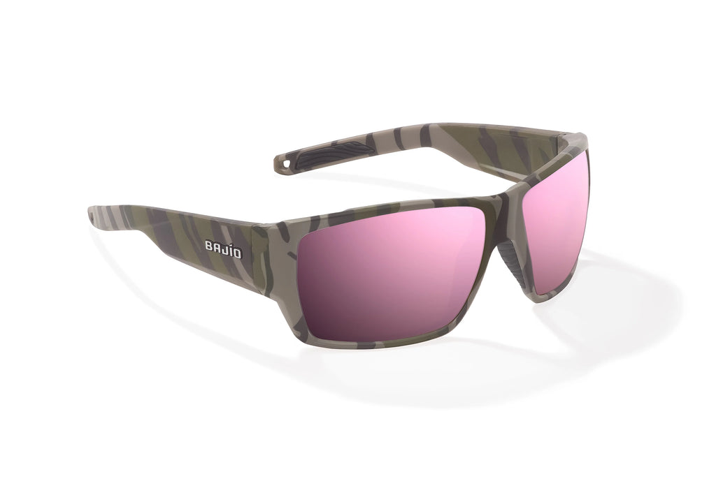 Angled view of Army Green Bottomlands Vega in collaboration with Mossy Oak x Bajio wide body sunglasses, bio-based nylon frames with rose mirror polarized lenses, full wrap, large fit, premium built in sun ledge and flex hinges, ideal for fishing and outdoor use.