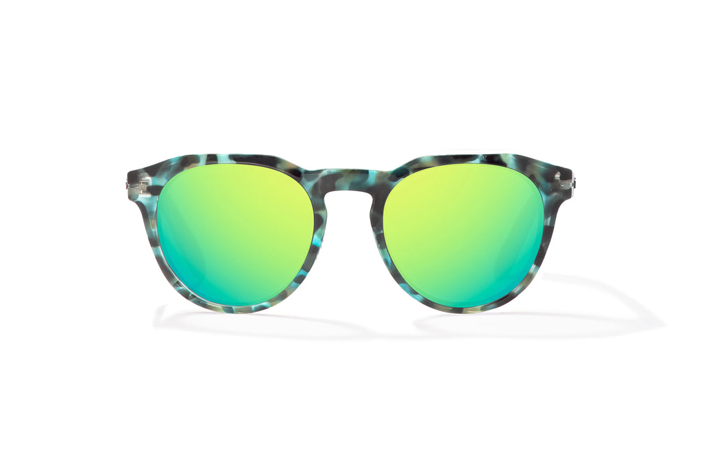 Front view of Blue Rock Gloss Paraiso Bajio beach sunglasses, bio-based nylon frames with green mirror polarized lenses, medium wrap, small fit premium, built in sun ledge and sturdy barrel hinges, ideal for fishing and outdoor use.